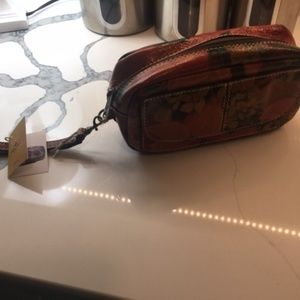 NWT Patricia Nash Heritage Makeup/Travel Bag Flora